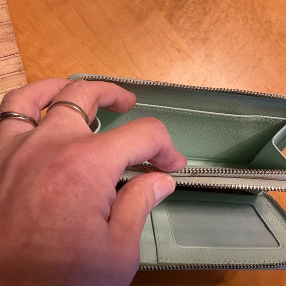 Coach wallet - Picture 3 of 3